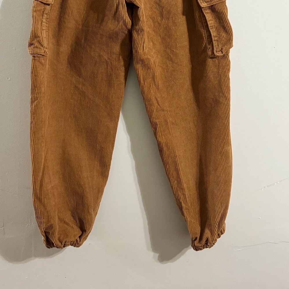 Forever 21 corduroy brown pants - Picture 5 of 5